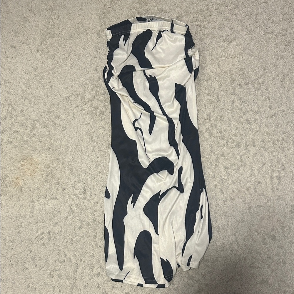 Black and White Zebra Print Skirt